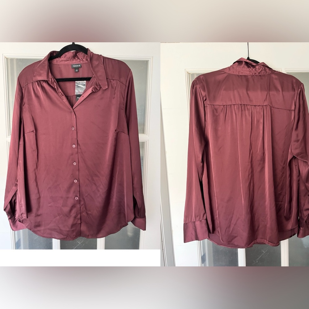 NWT Torrid Burgundy Button-Up Blouse